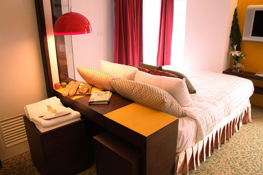 בנגקוק Tango Vibrant Living Hotel - Sha Extra Plus מראה חיצוני תמונה