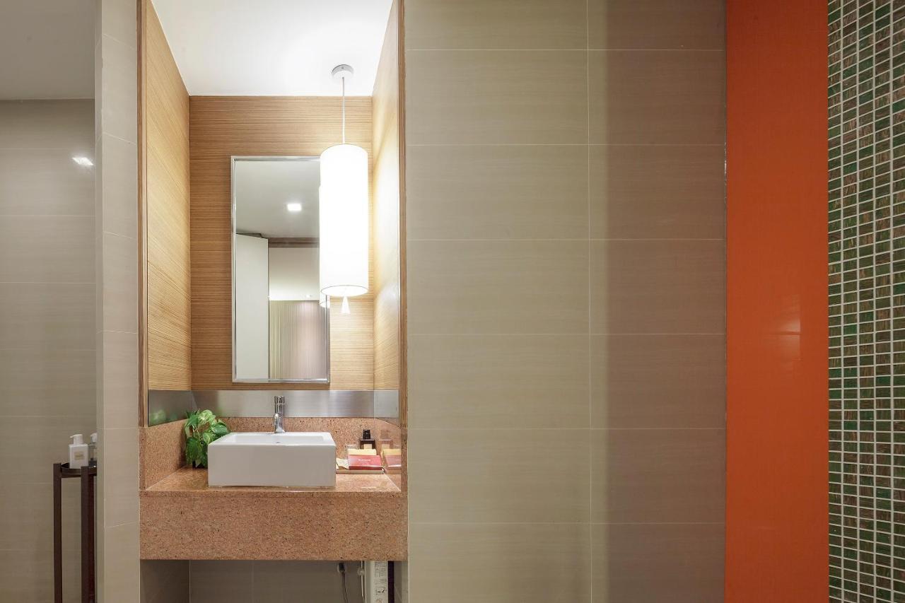 בנגקוק Tango Vibrant Living Hotel - Sha Extra Plus מראה חיצוני תמונה